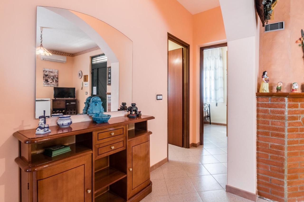 Red House Near The Sandy Beach, Parking & Wi-Fi Avola Exterior foto