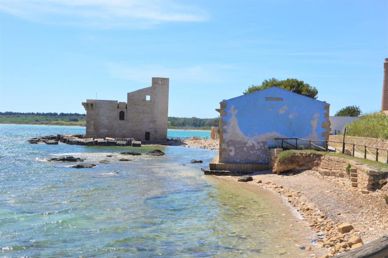 Red House Near The Sandy Beach, Parking & Wi-Fi Avola Exterior foto