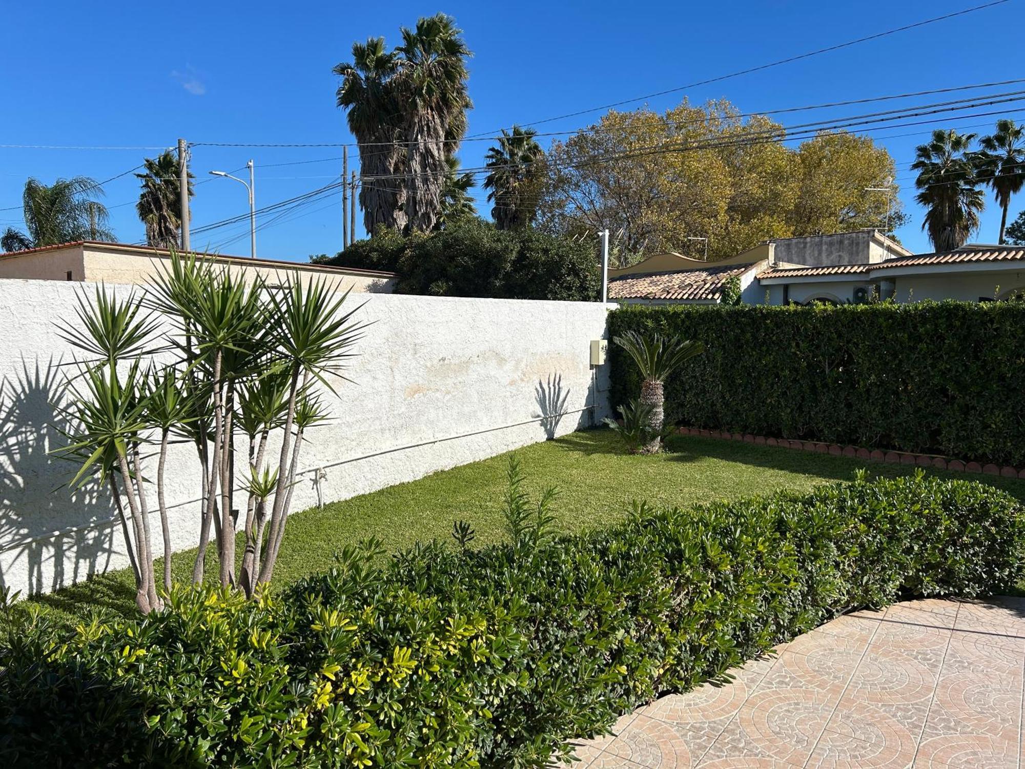 Red House Near The Sandy Beach, Parking & Wi-Fi Avola Exterior foto